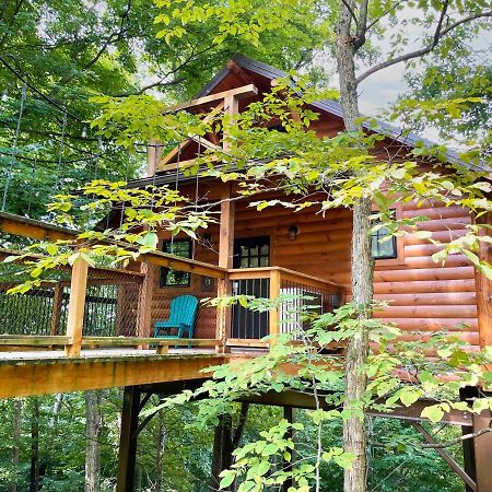 Treehouse #6 By Amish Country Lodging Millersburg Exterior photo